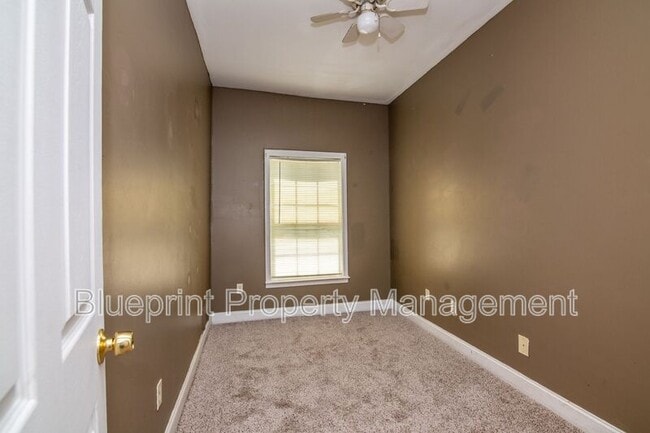 Building Photo - 1720 Cullman Ave