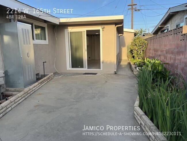 Building Photo - 2214 W 165th St