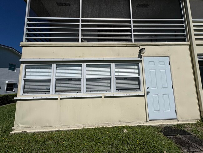 Building Photo - 34 Northampton B