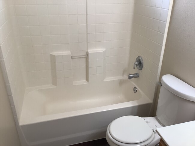 Building Photo - 3141 Zia St NE