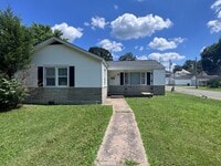Building Photo - RENOVATED House in PADUCAH City Limits