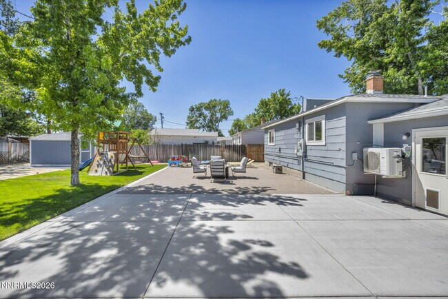 Building Photo - 620 Belgrave Ave