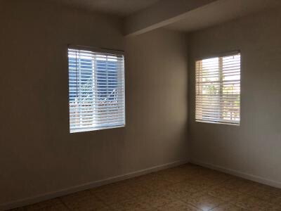 Building Photo - 4830 Auburn Dr