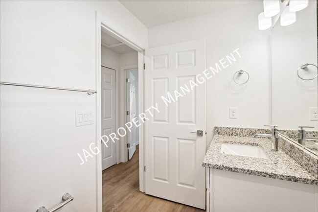 Building Photo - 845 Fulda Ave NW