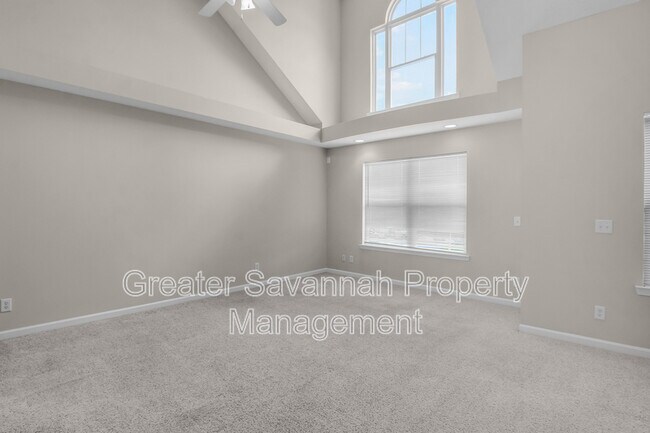 Building Photo - 125 Ventura Pl