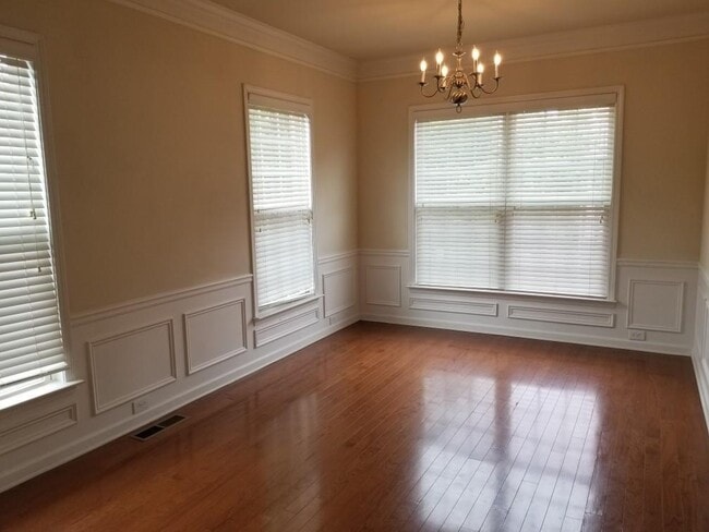 Building Photo - 6072 Kearny Ln