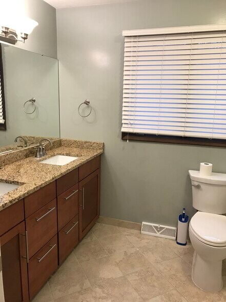 Upstairs Bathroom w/shower & tub - 105 Garfield Ave