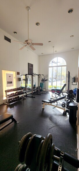 Building Photo - 8858 W Flagler St