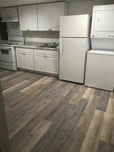 Building Photo - 4 Cedar Springs Ct