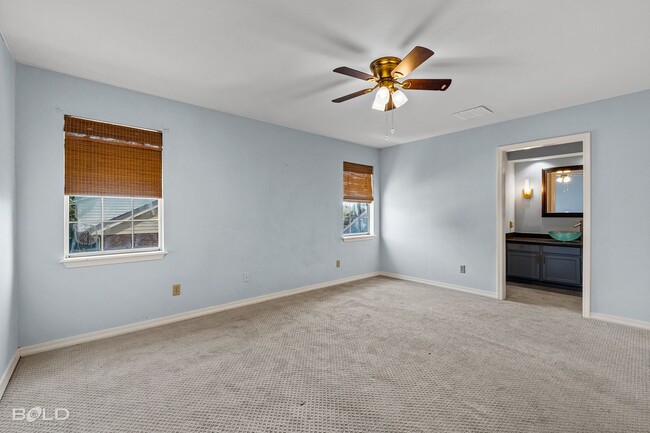 Building Photo - 421 Stratmore Dr