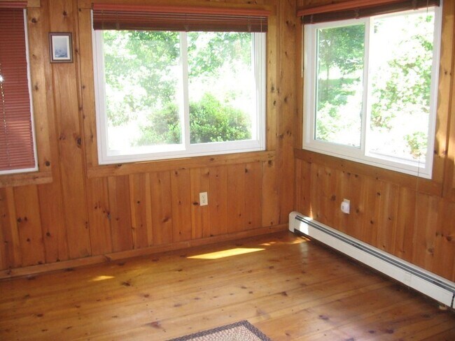 Building Photo - 131 Williston Rd