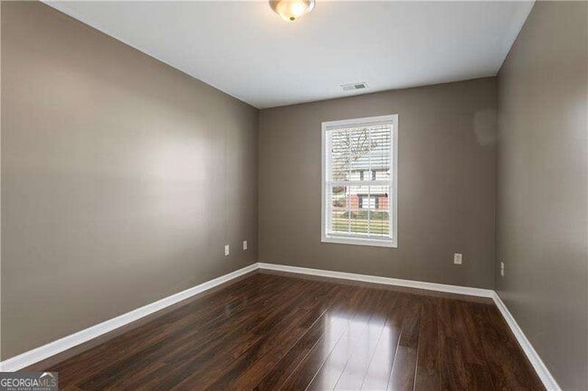 Building Photo - 177 Hollinger Way