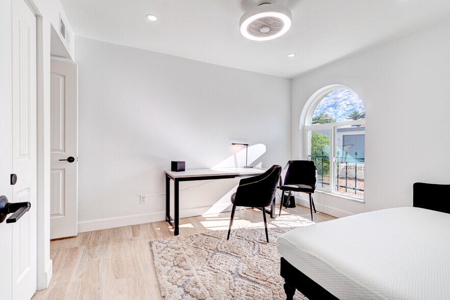 Building Photo - 6110 N 13th St