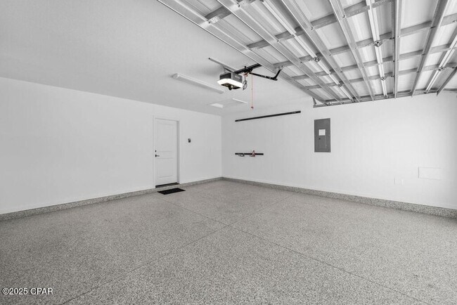 Building Photo - 8676 Coral Reef Wy