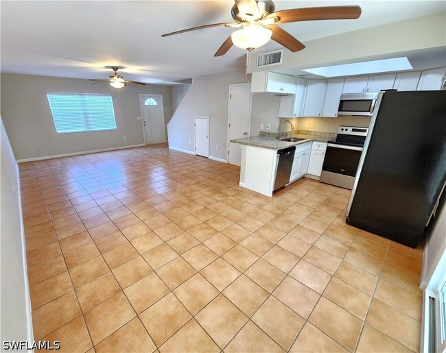 Building Photo - 16180 Dublin Cir