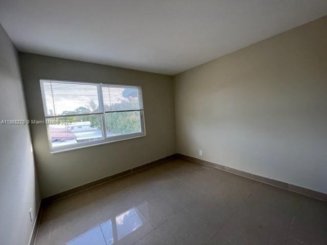 Building Photo - 938 Northern Dr