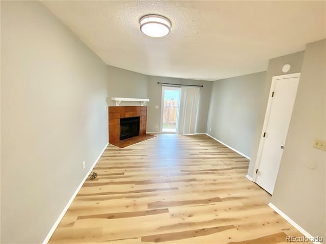 Building Photo - 6965 Peyote Way