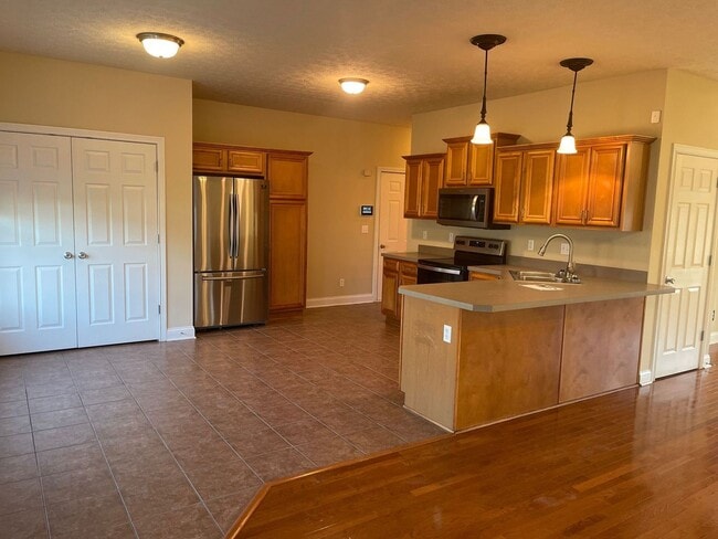 Building Photo - 417 Cabernet Dr