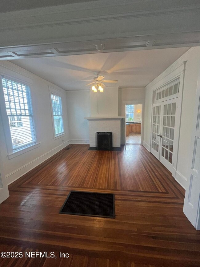 Building Photo - 1808 Bayard Pl
