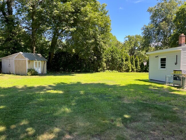 Building Photo - 41 Talcott Rd