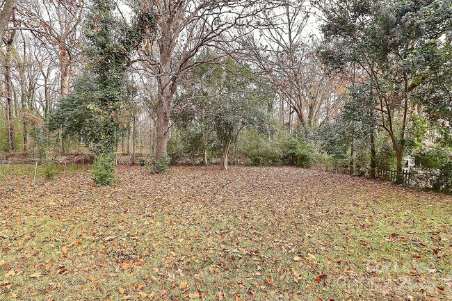 Building Photo - 4132 Blenhein Rd