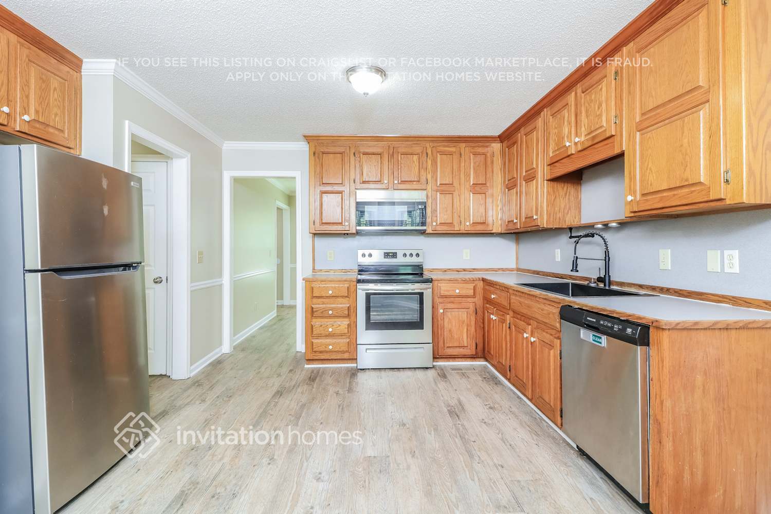 Building Photo - 130 White City Ct