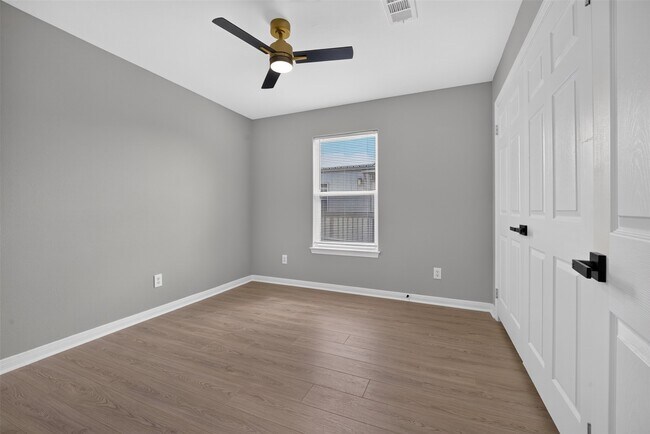 Building Photo - 2917 Avenue M