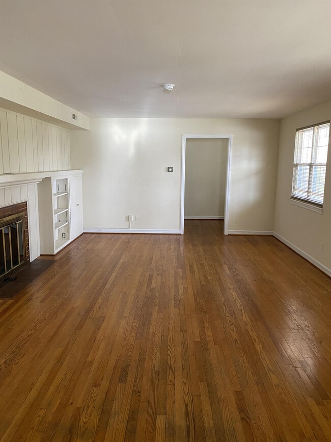 Building Photo - 1111 Fairview Ave