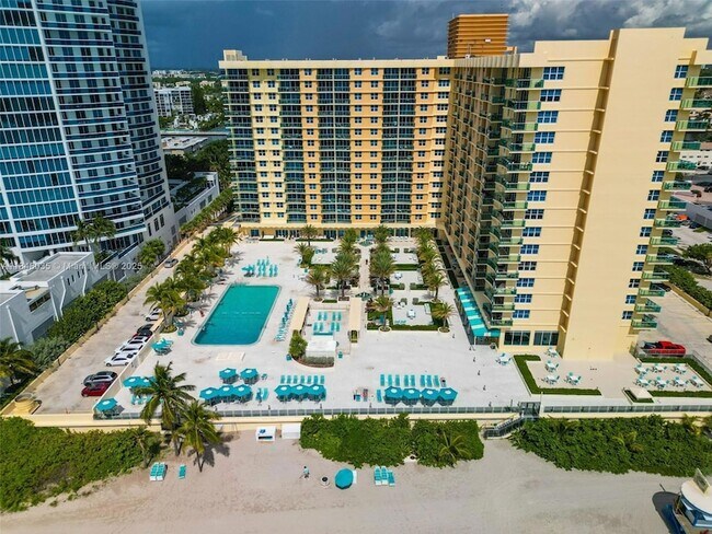 Building Photo - 2501 S Ocean Dr