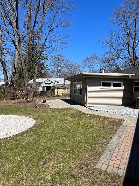 Building Photo - 10 Terrane Ave