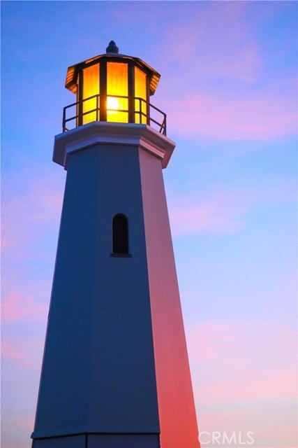 Building Photo - 28 Beacon Bay