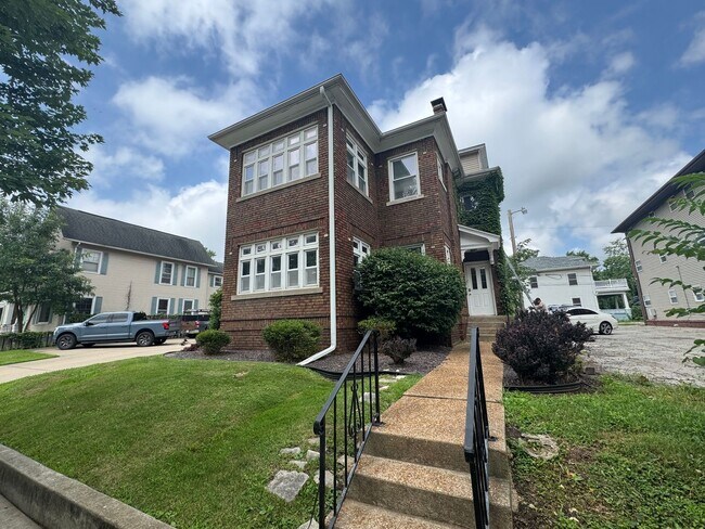 Primary Photo - 907-909 S 4th St