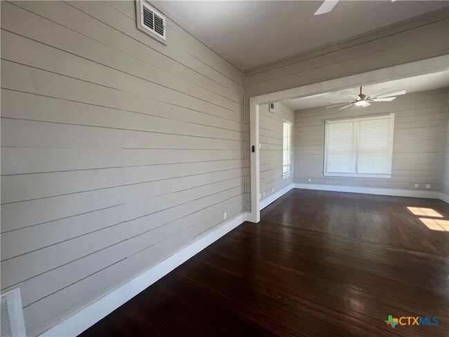 Building Photo - 16862 FM306