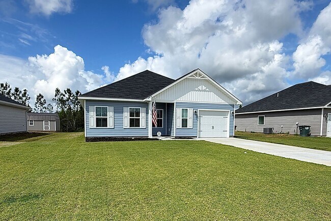 Building Photo - COMING JUNE 2026! (Pet Friendly)