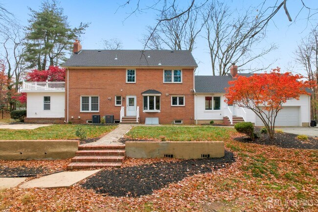 Building Photo - 28 Southfield Rd