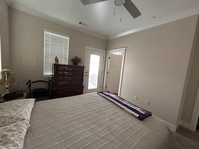 Building Photo - Fairview Village 55+ community $500 of first months rent.