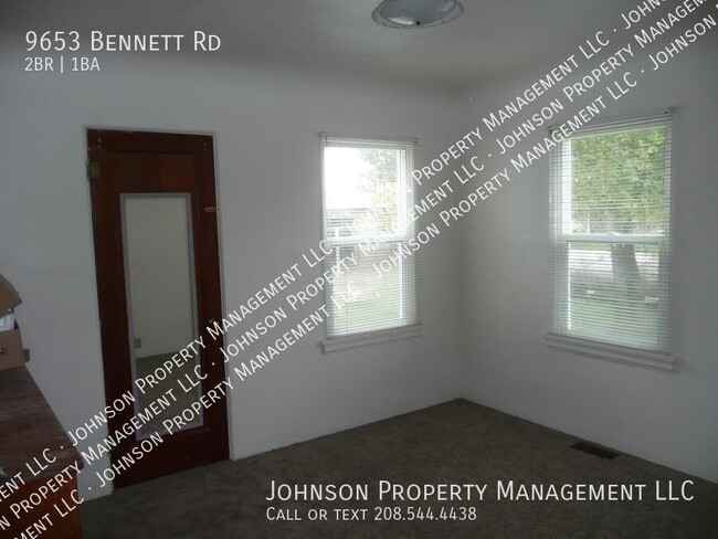 Building Photo - 9653 Bennett Rd