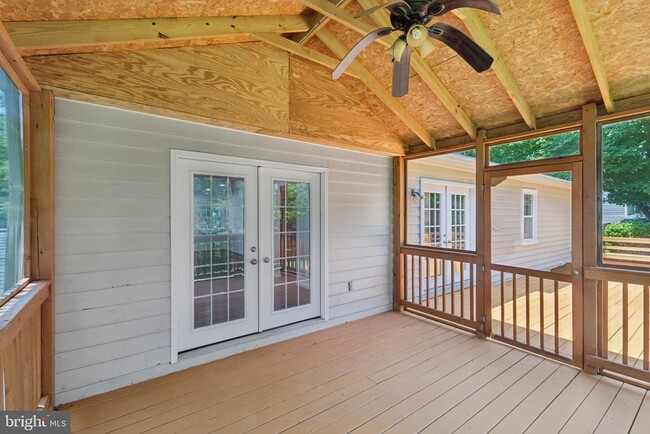 Building Photo - 8326 Briar Creek Dr