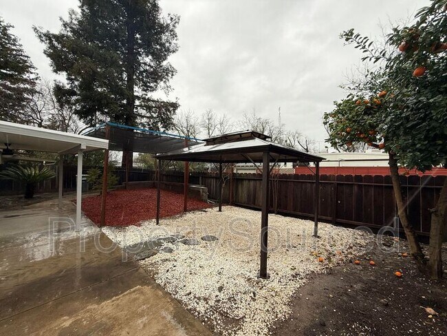 Building Photo - 428 Phoenix Ave