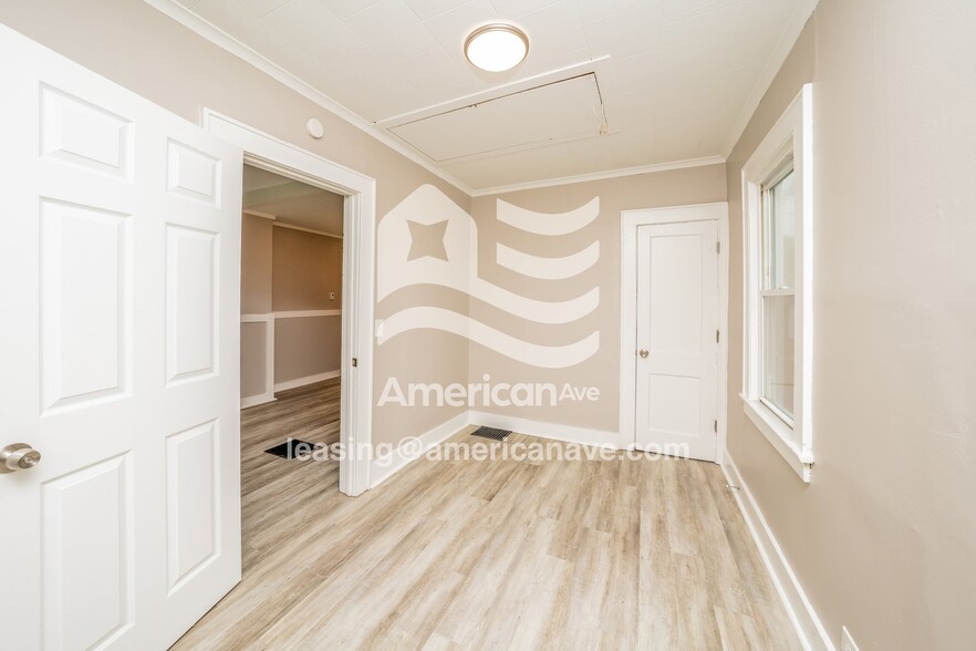 Building Photo - 120 Bradford St