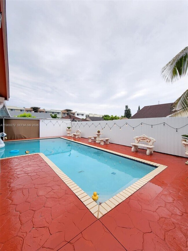 Building Photo - 12989 SW 251st Terrace