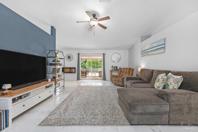Building Photo - 2442 Raider Ln