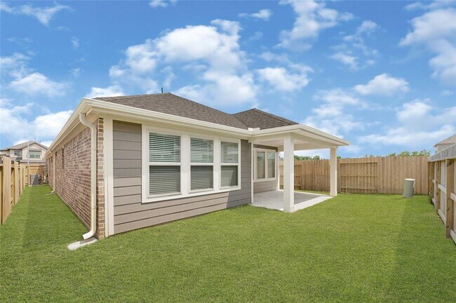 Building Photo - 17123 Bluebonnet Creek Trl