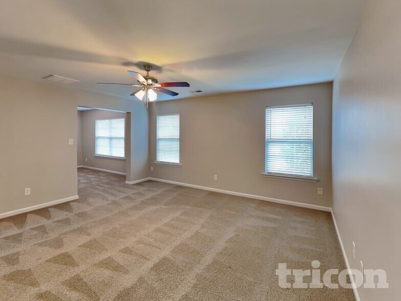 Building Photo - 1028 Mountain Laurel Ct