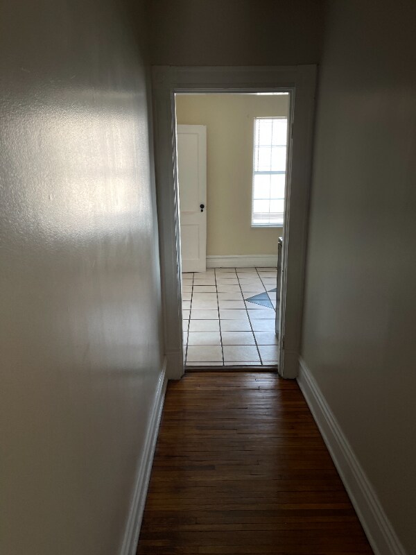 Building Photo - 1530 3rd Ave