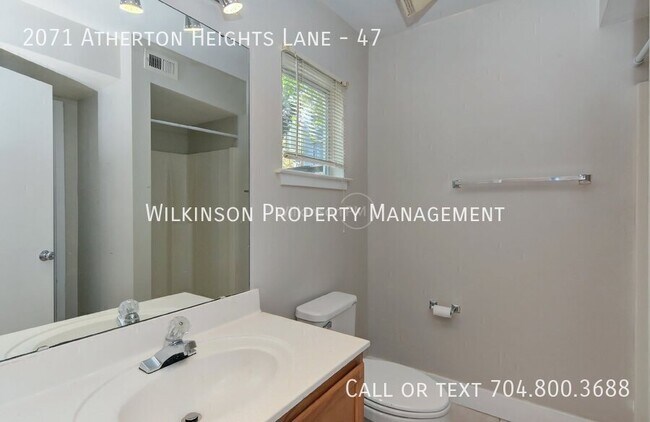 Building Photo - 2071 Atherton Heights Ln
