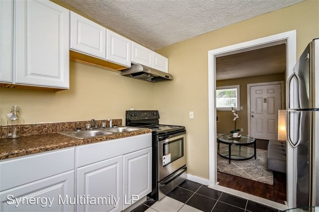 Building Photo - 3815 Martin Luther King Jr Dr SW