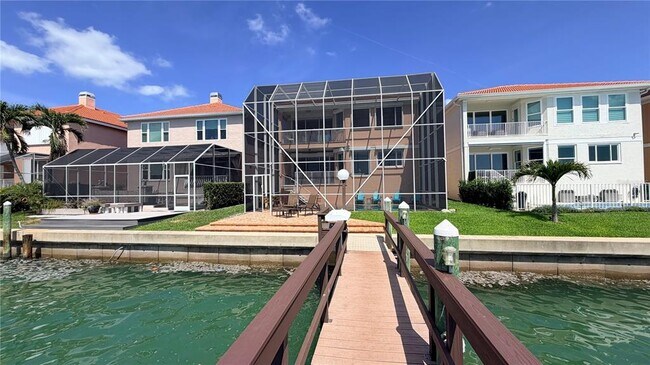 Building Photo - 218 Sand Key Estates Dr