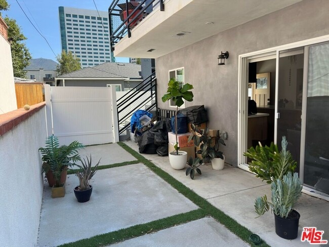Building Photo - 3807 W Heffron Dr