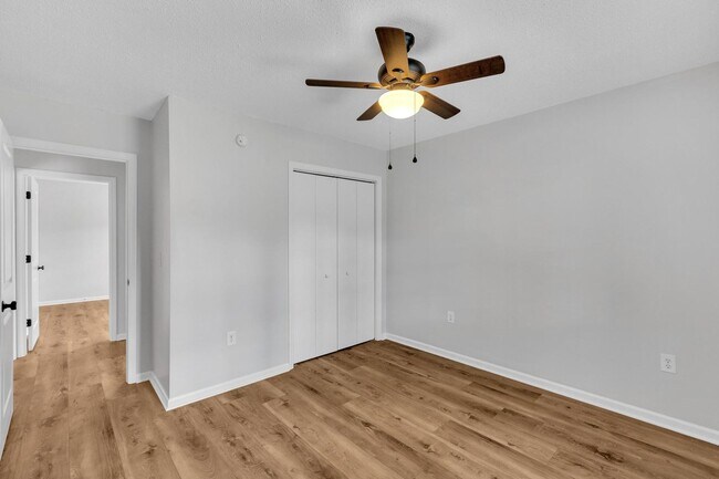 Building Photo - 3 bedroom Ranch in Justice Farm with FROG!